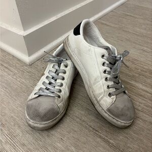 Vintage Havana White and Black Sneakers